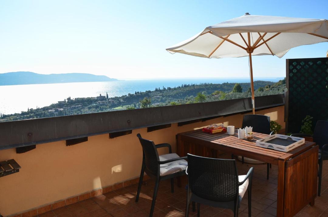 Photo of Patio Balcony in Fornico