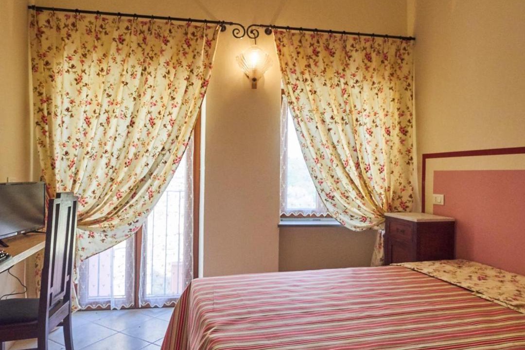Photo of Bedroom in San Terenzo Monti