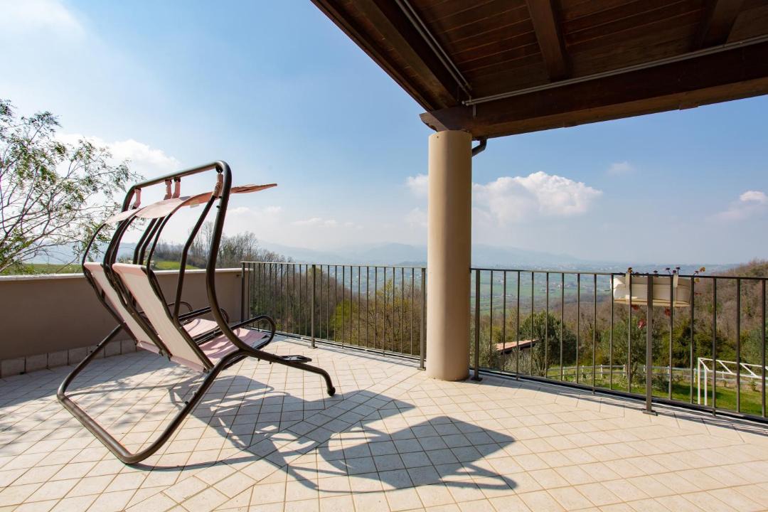 Photo of Patio Balcony in Caiazzo