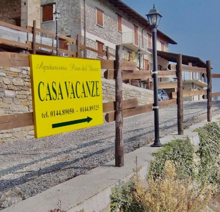 Photo of Buildings in Vesime