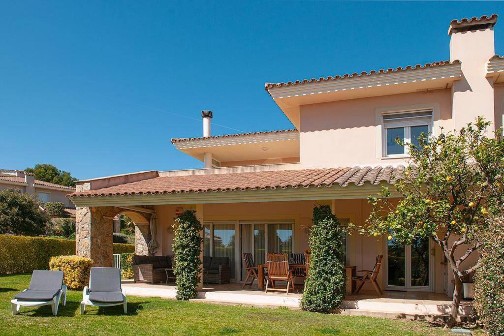 Photo of Buildings in Bonmont Terres Noves