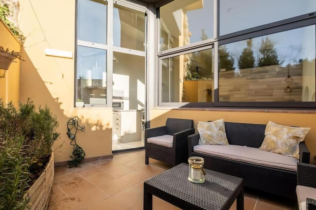 Photo of Patio Balcony in Navata
