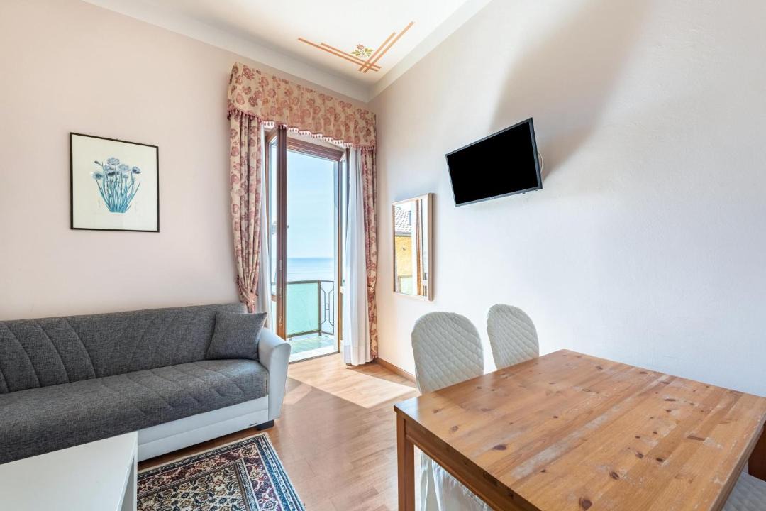 Photo of Livingroom in Toscolano Maderno