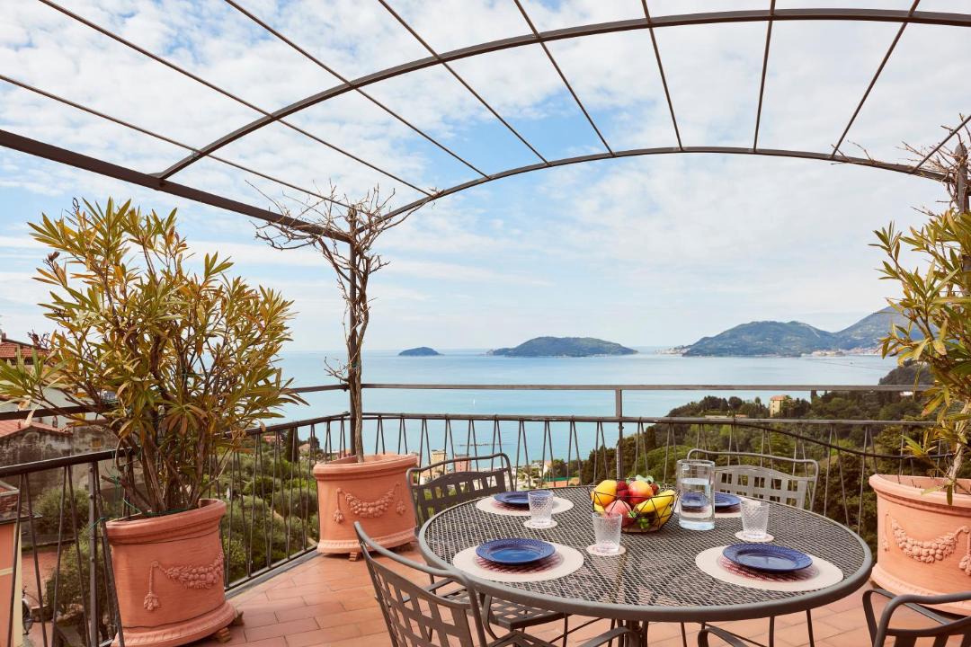 Photo of Patio Balcony in Pugliola