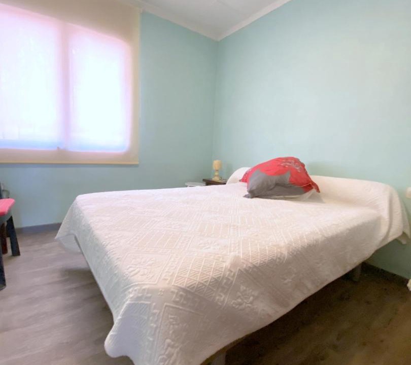 Photo of Bedroom in Roses Town Center