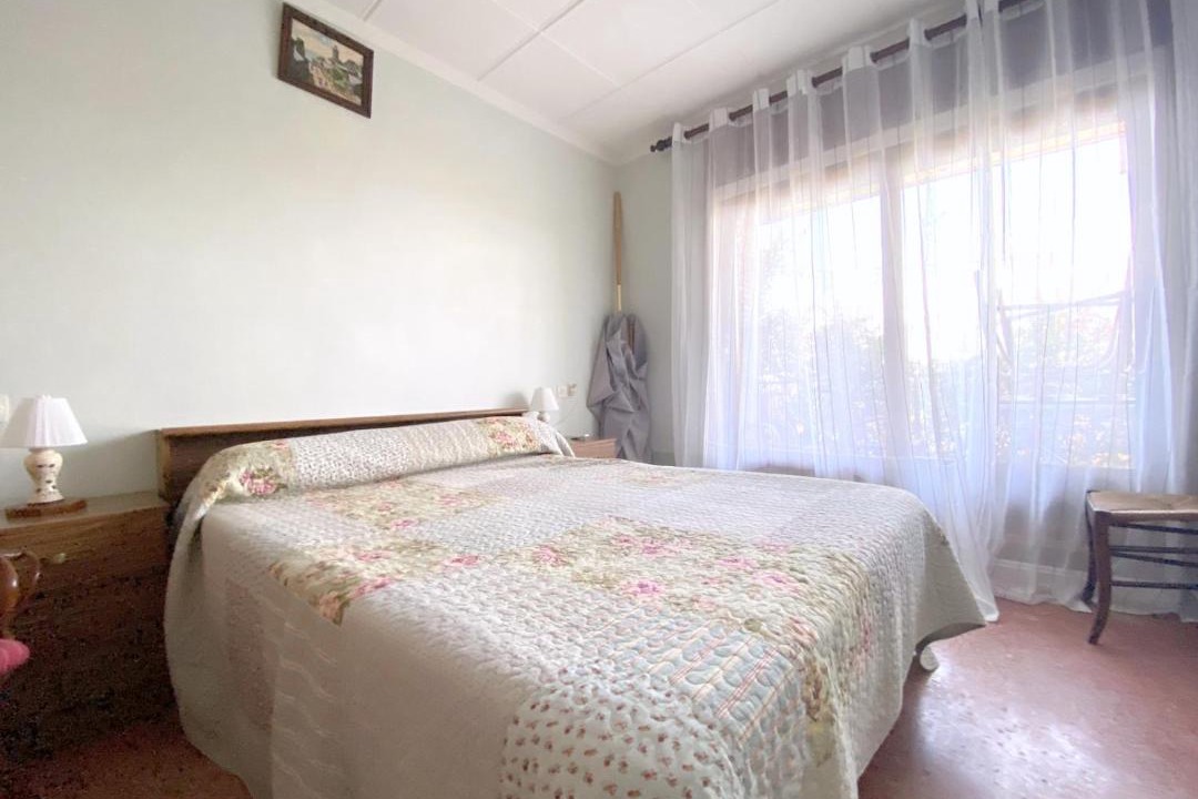 Photo of Bedroom in Roses Town Center