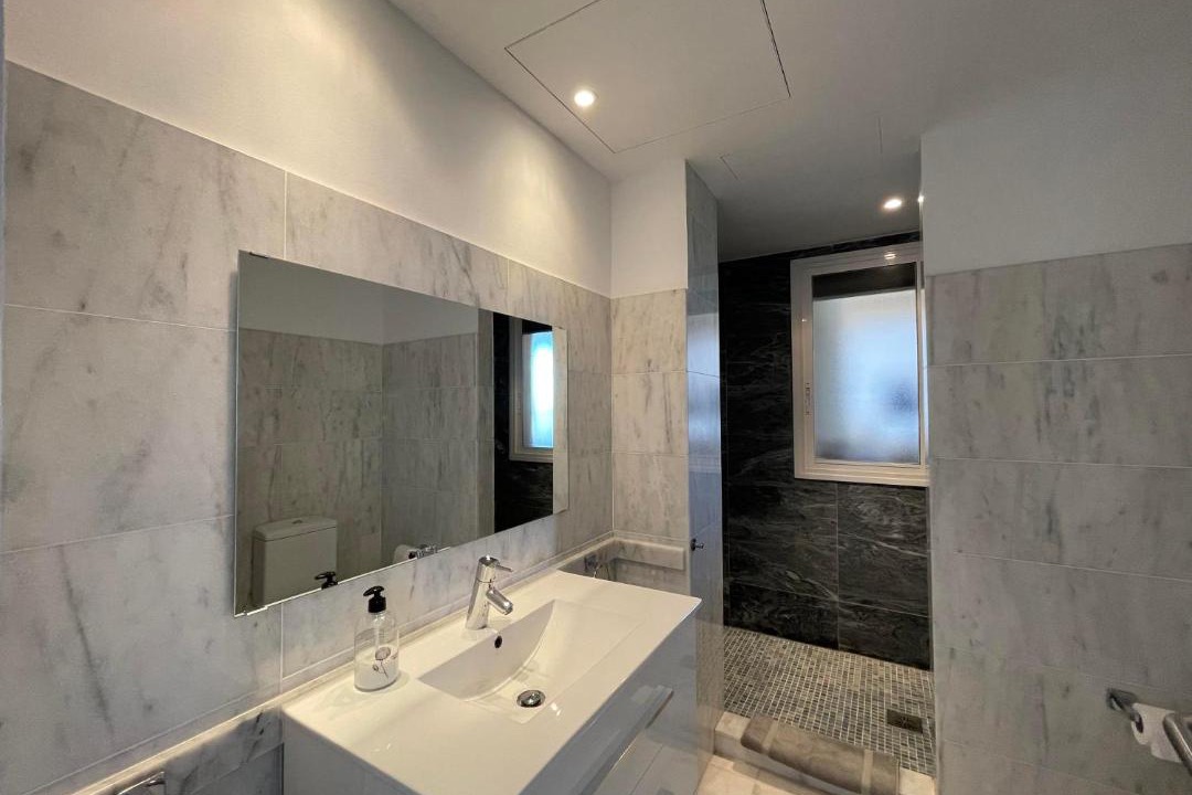 Photo of Bathroom in Hacienda del Alamo