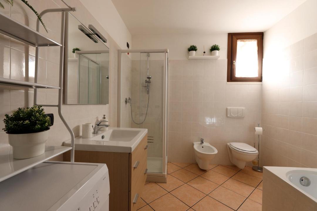Photo of Bathroom in Villa Musone