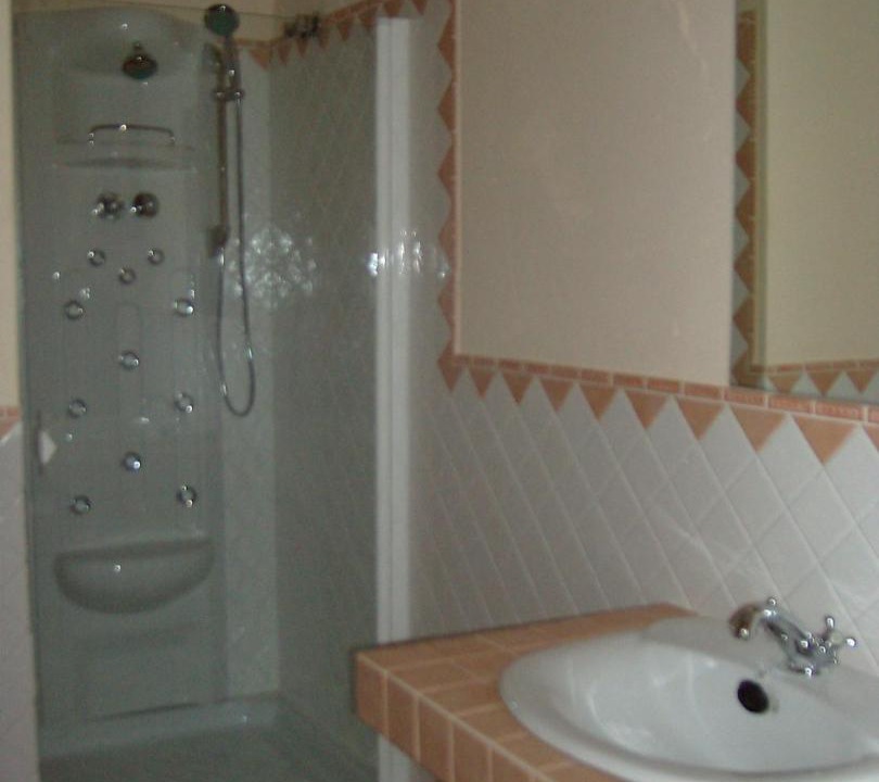 Photo of Bathroom in San Esteban Del Valle