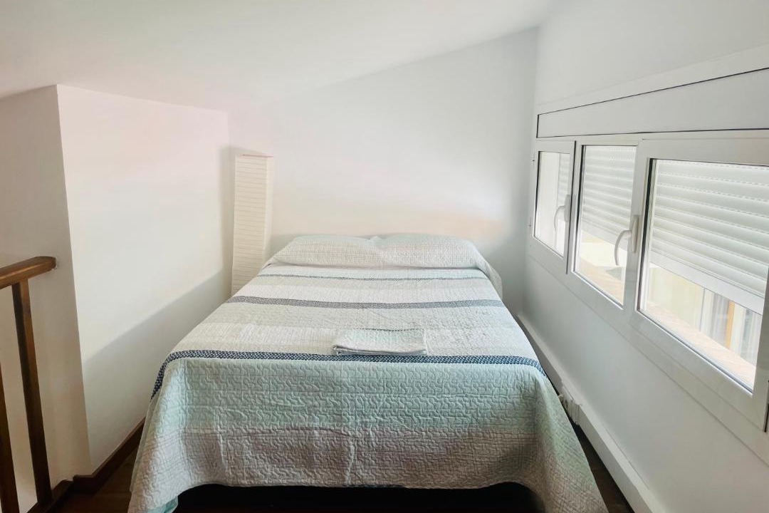 Photo of Bedroom in Roses Town Center