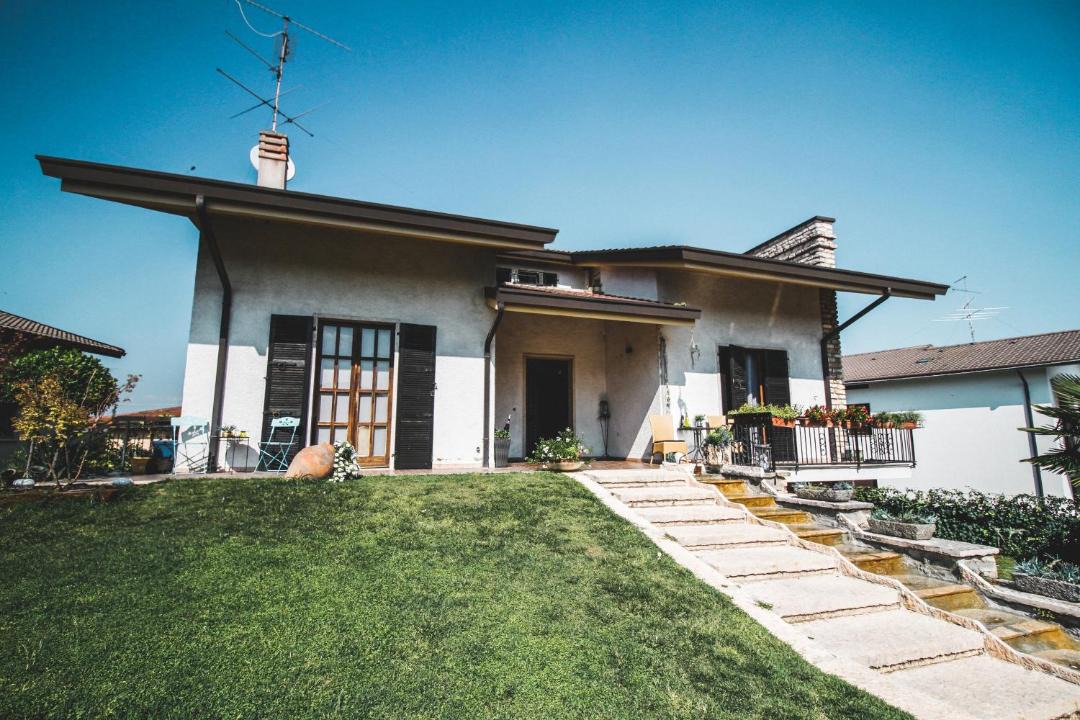 Photo of Buildings in Castelnuovo del Garda