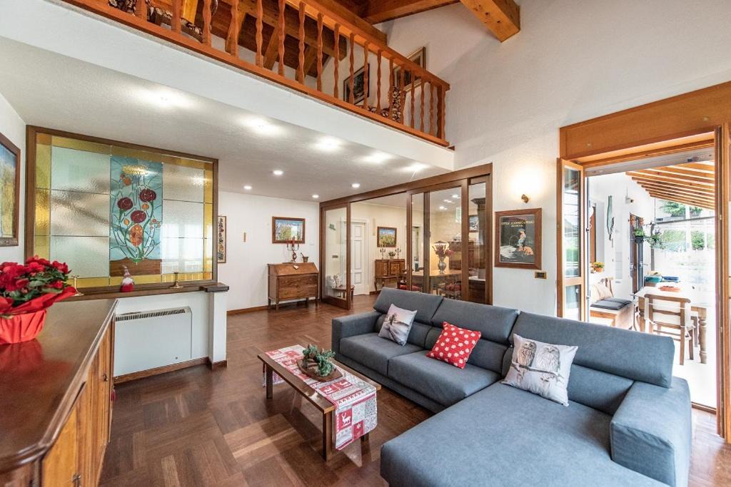 Photo of Livingroom in Antey-Saint-Andre