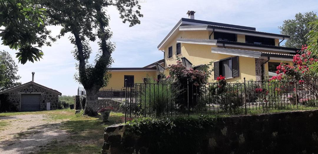 Photo of Buildings in Roccamonfina