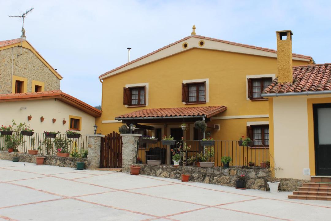 Photo of Buildings in Llanes