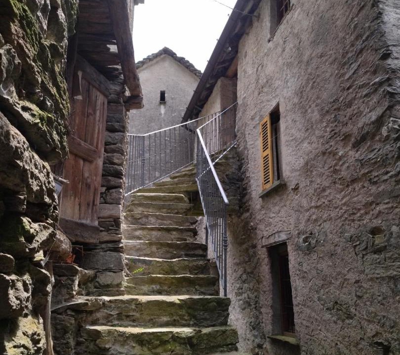 Photo of Buildings in Mollia