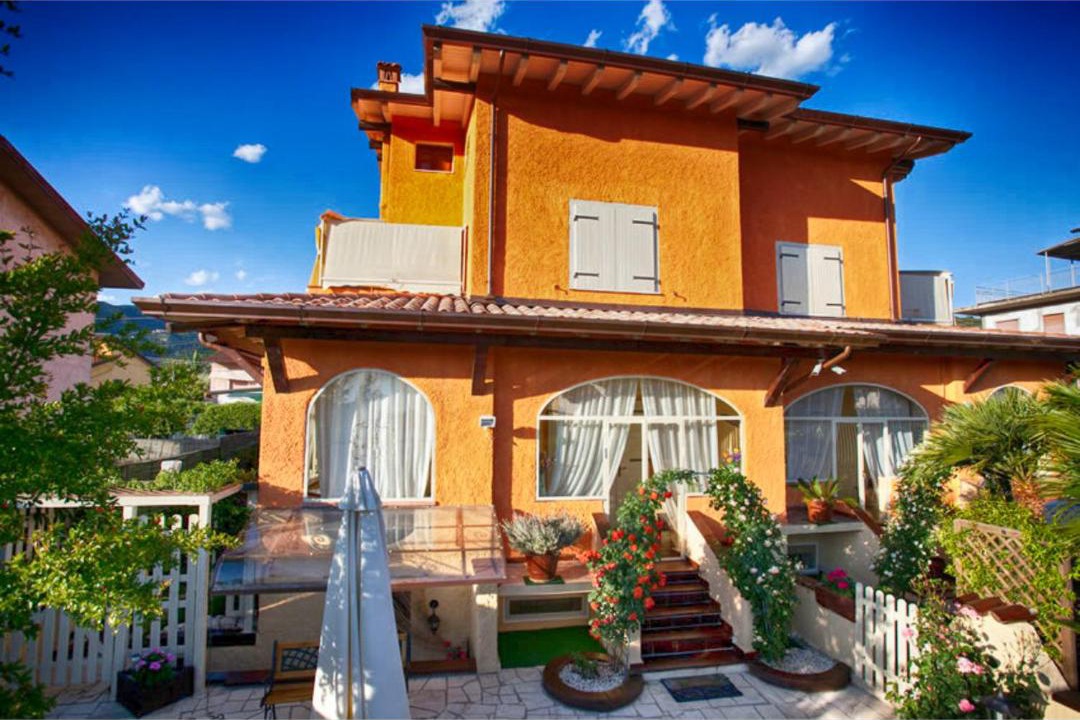 Photo of Buildings in Capanne-Prato-Cinquale