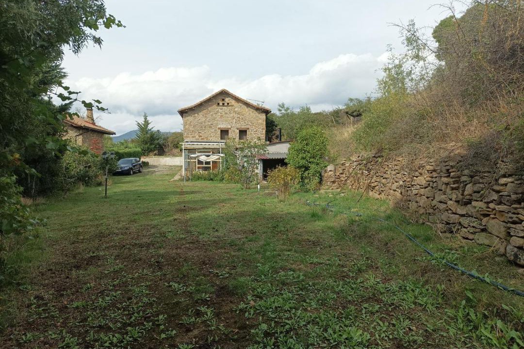 Photo of Buildings in Gracionepel