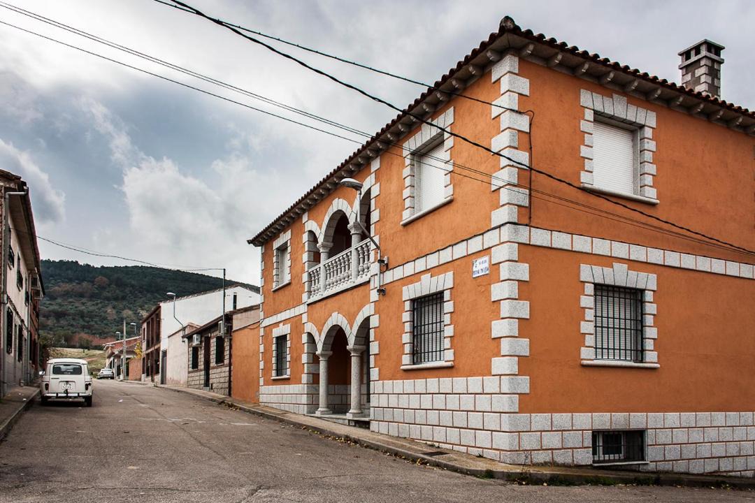 Photo of Buildings in Navahermosa