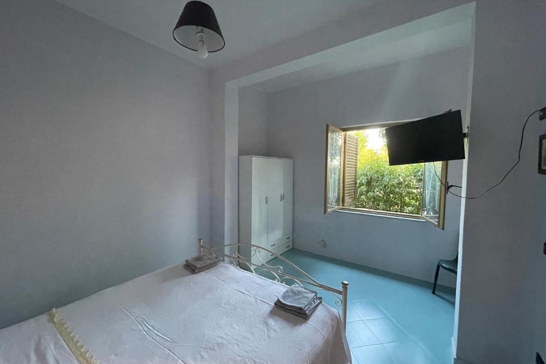 Photo of Bedroom in Paestum