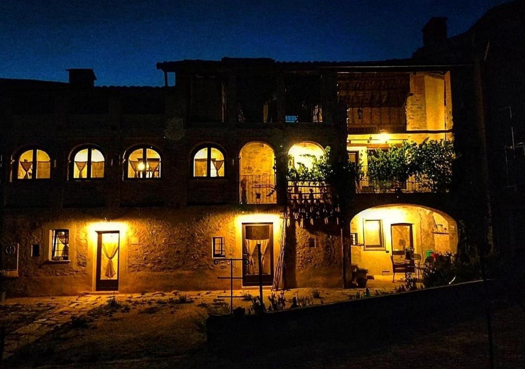 Photo of Buildings in Lesegno