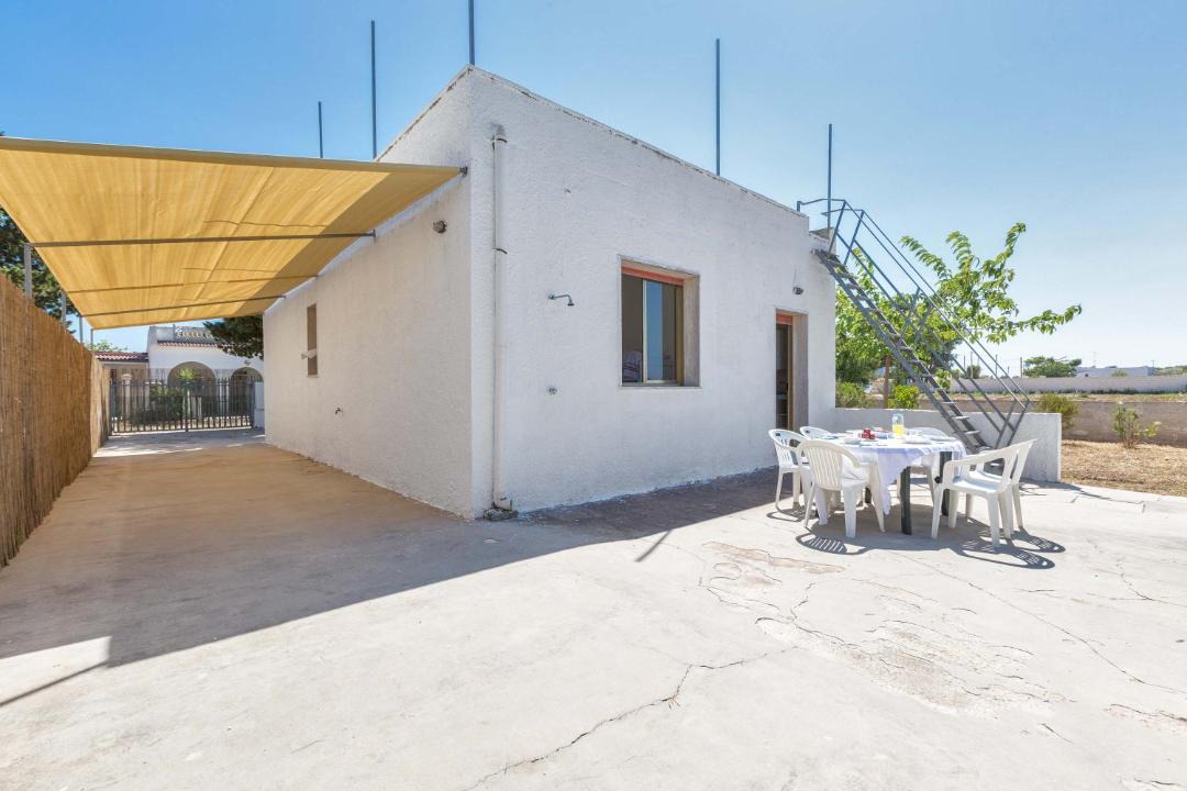 Photo of Buildings in Specchiarica