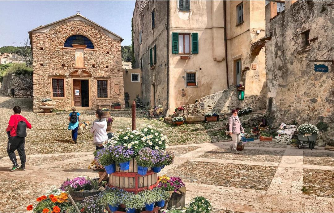 Photo of Others in Magliolo