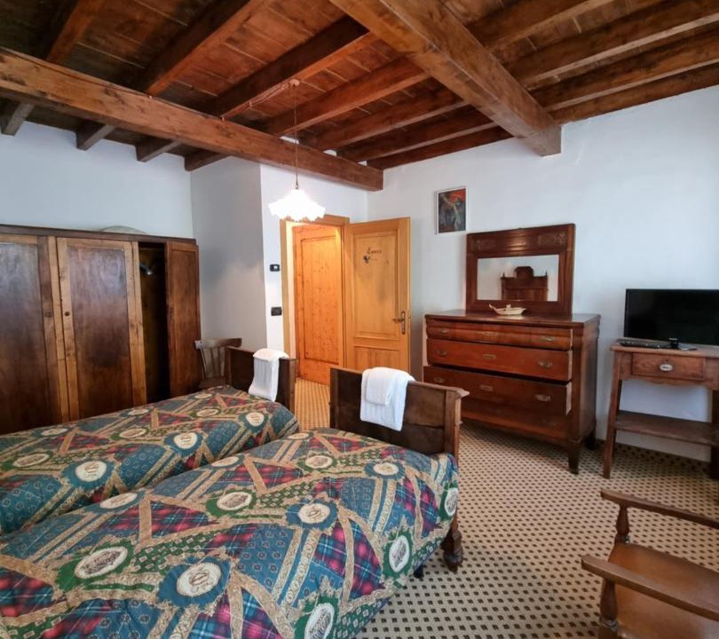 Photo of Bedroom in Posina