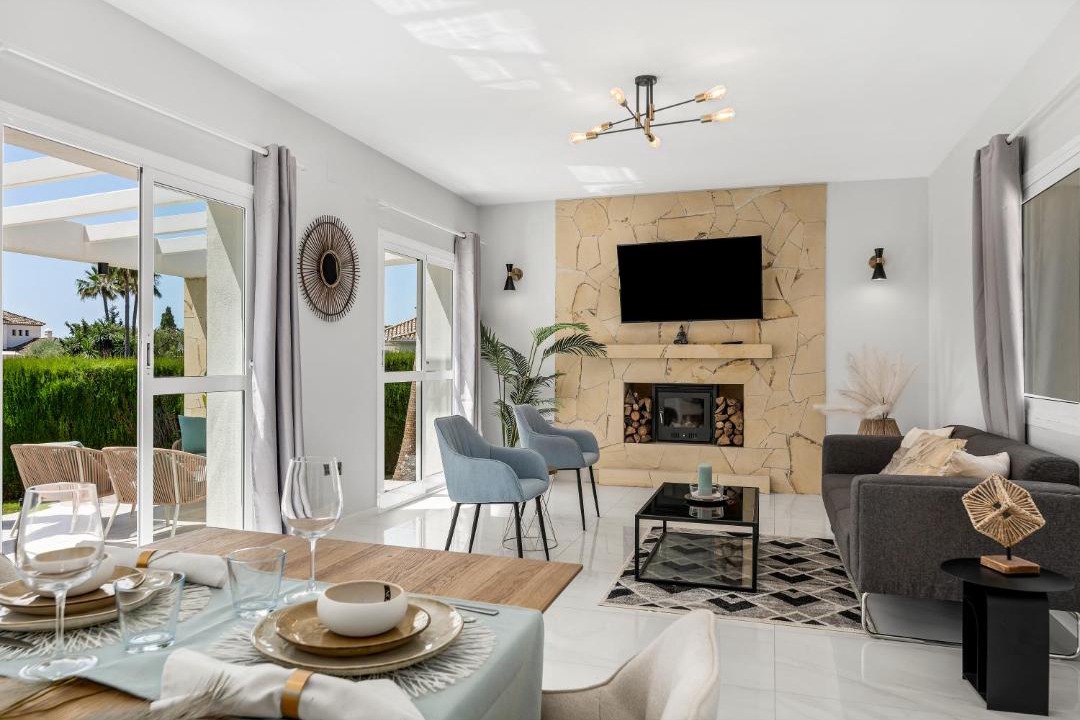 Photo of Livingroom in New Golden Mile