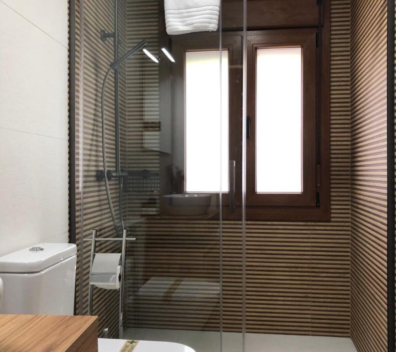 Photo of Bathroom in Navaluenga