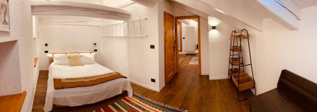 Photo of Bedroom in Coveyrand-Vieu
