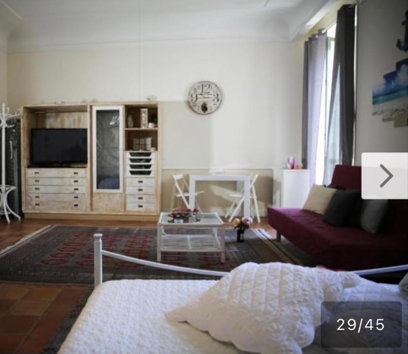 Photo of Livingroom in Historical Downtown Salerno