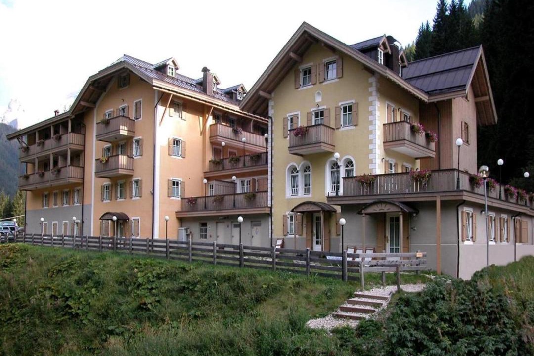Photo of Buildings in Campitello di Fassa