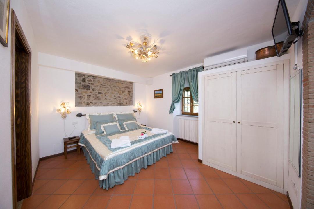 Photo of Bedroom in Civitella in Val di Chiana