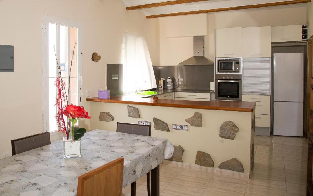Photo of Kitchen in Camarles