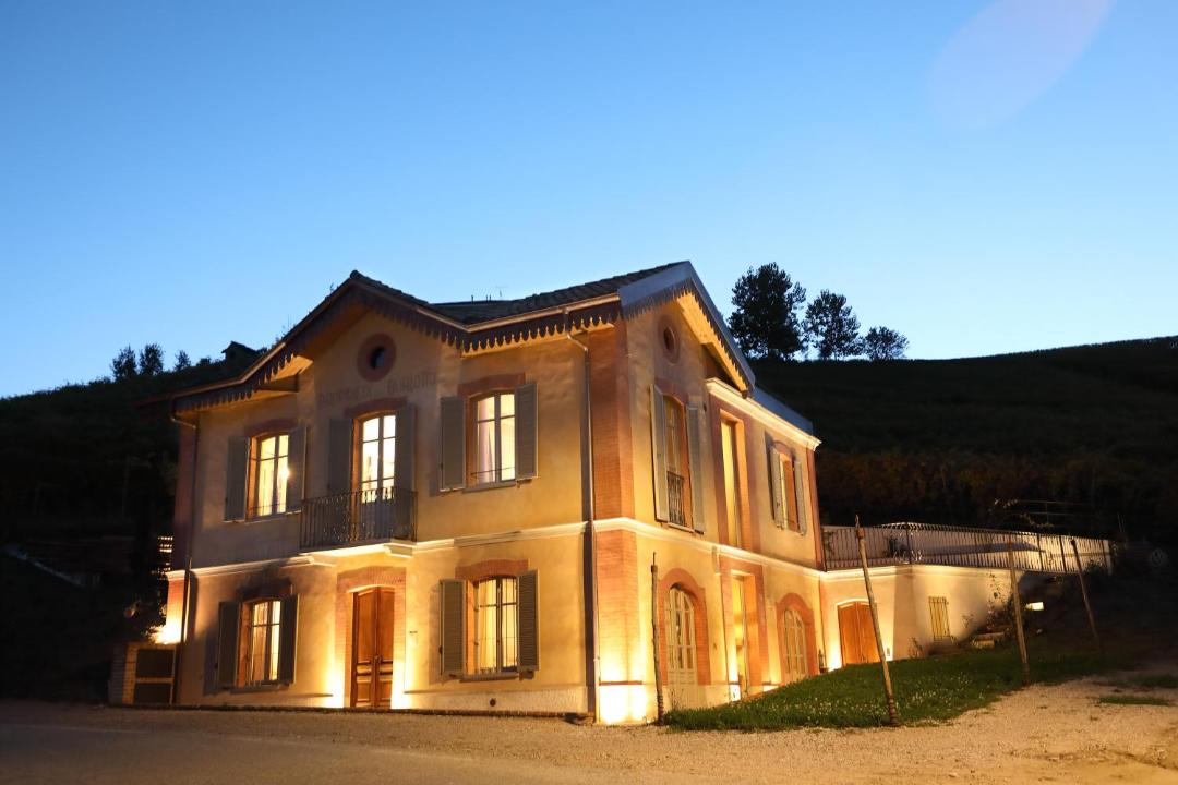 Photo of Others in Barolo