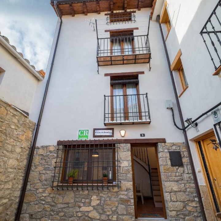 Photo of Buildings in Nogueruelas
