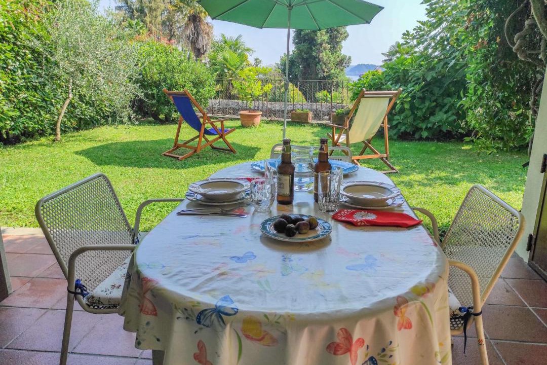 Photo of Patio Balcony in Belgirate