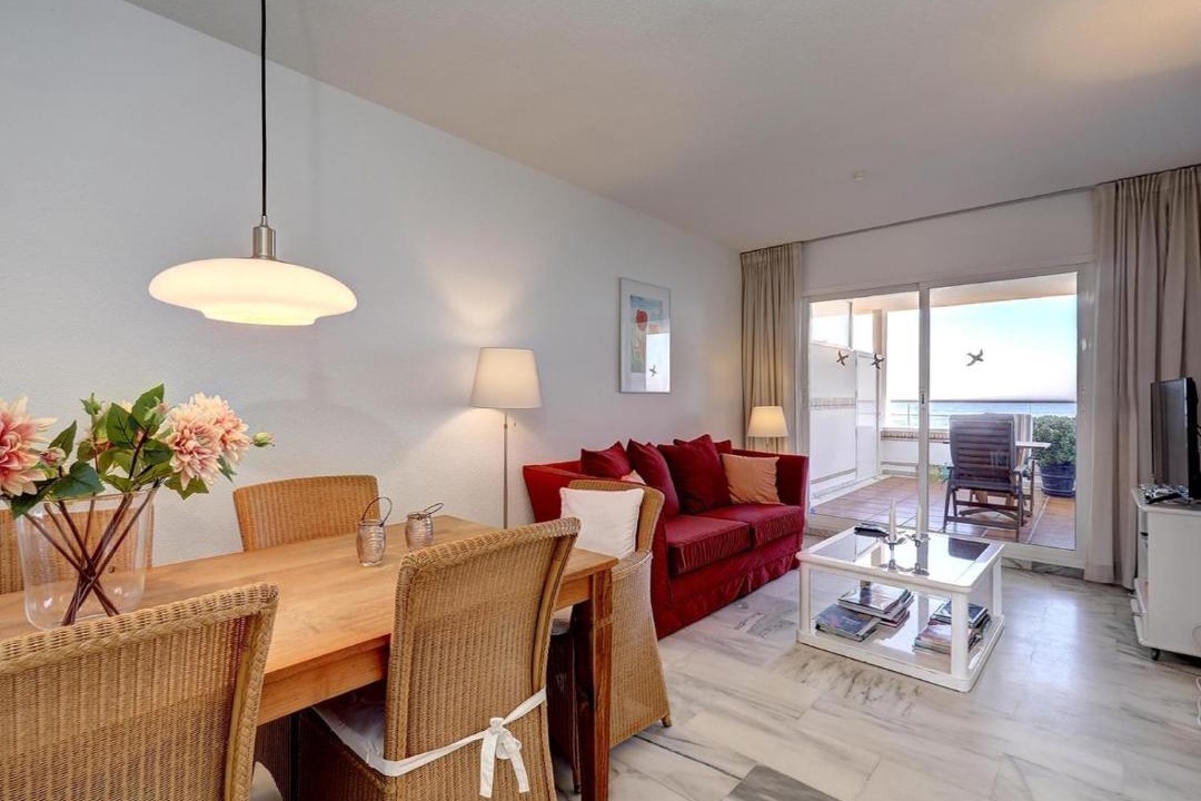 Photo of Livingroom in New Golden Mile