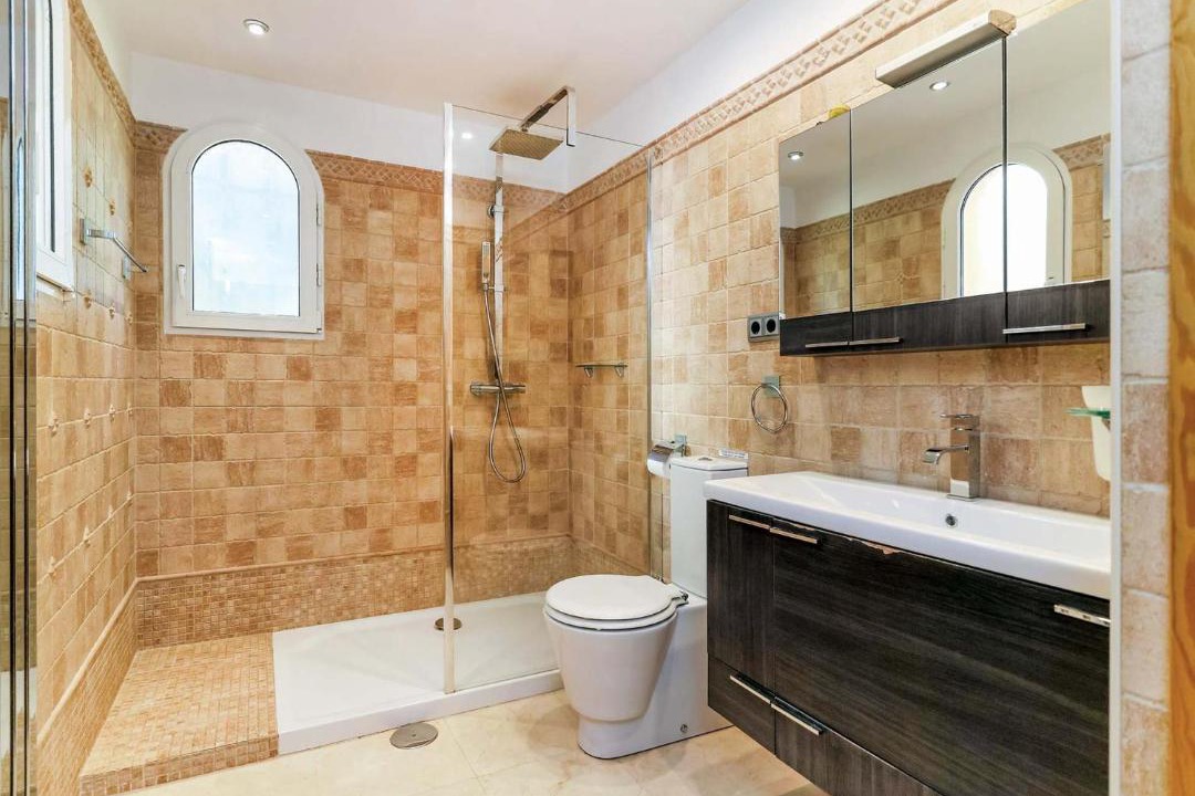 Photo of Bathroom in El Beal