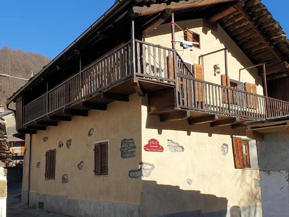 Photo of Buildings in Sampeyre