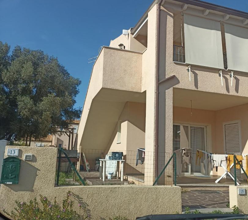 Photo of Buildings in Murta Maria
