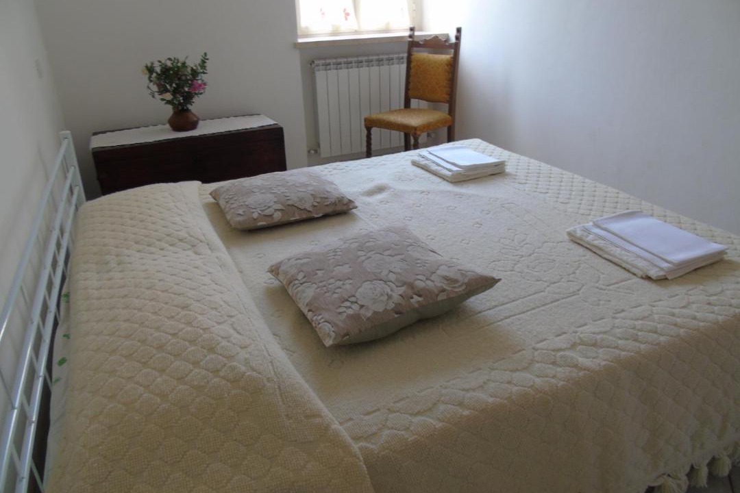 Photo of Bedroom in Todi