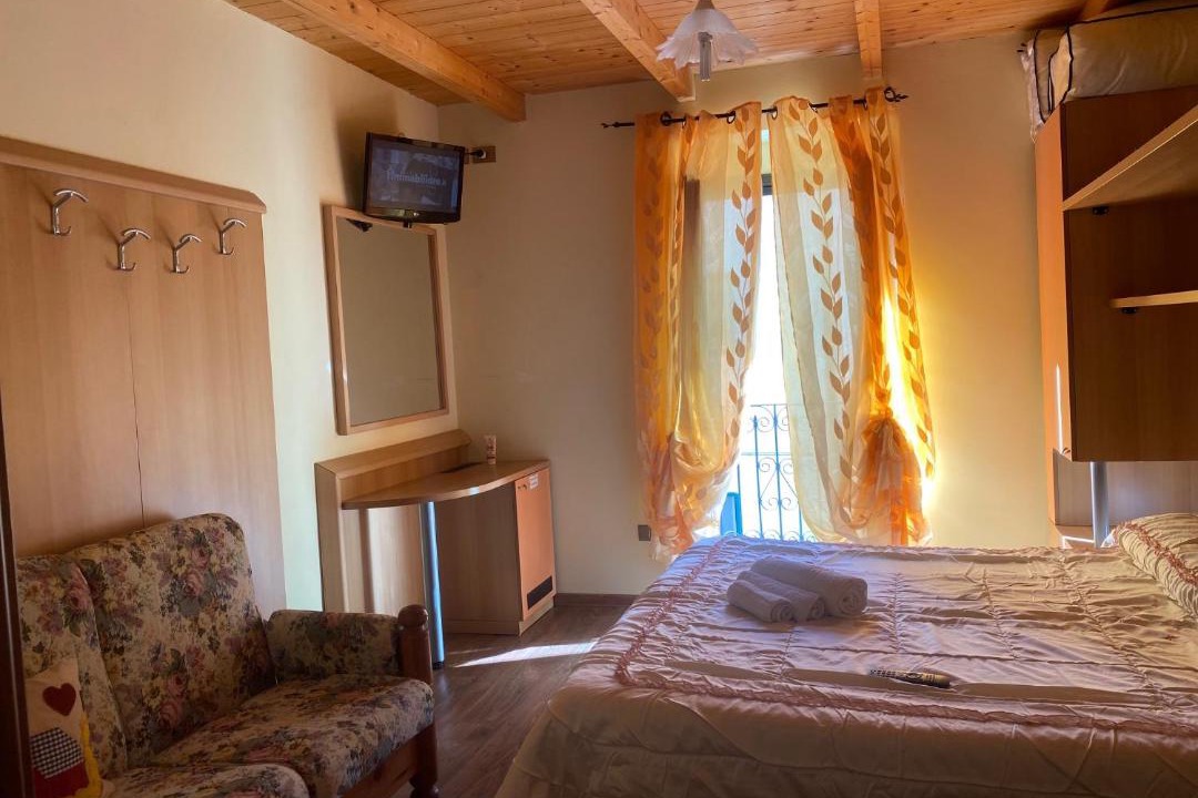 Photo of Bedroom in Caramanico Terme