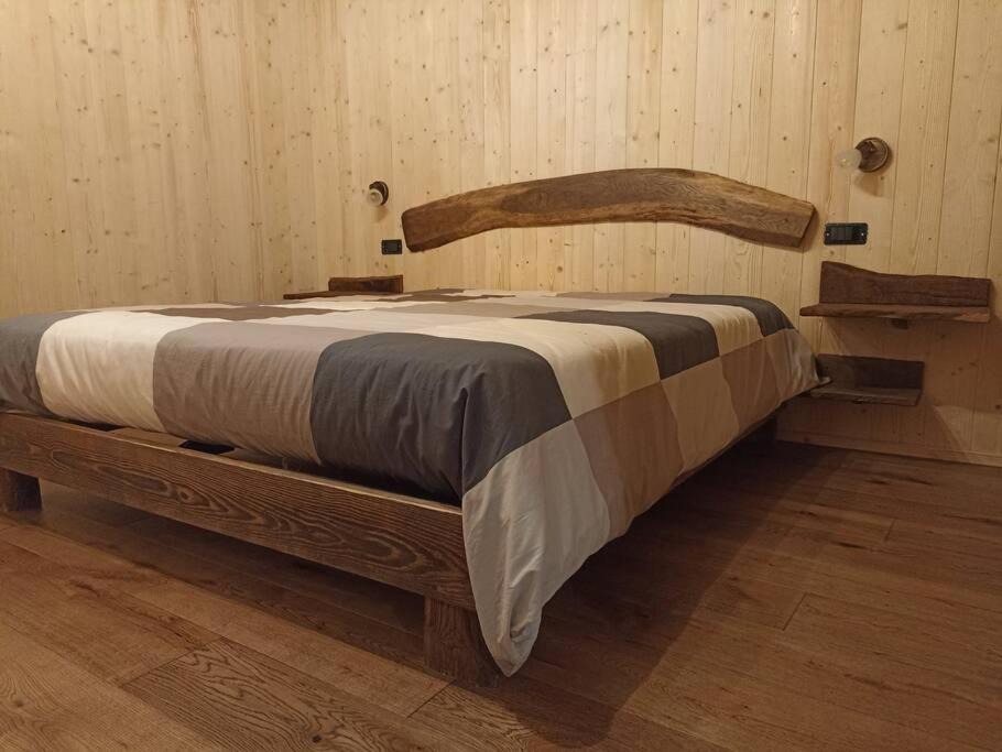 Photo of Bedroom in Mendatica
