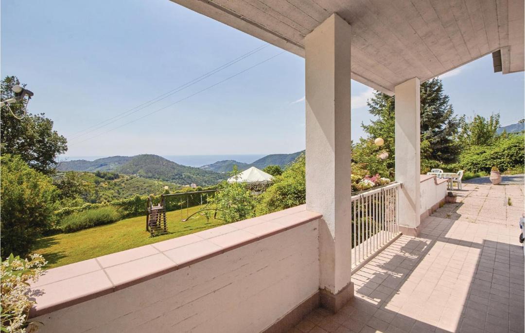 Photo of Patio Balcony in Bardino Nuovo