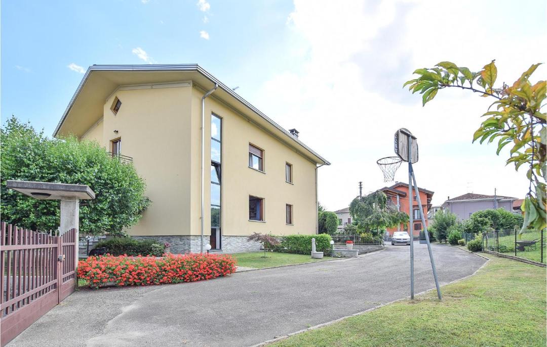 Photo of Buildings in Gozzano