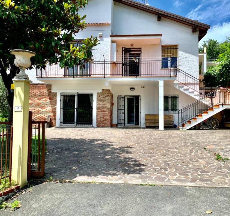Photo of Buildings in Bolano