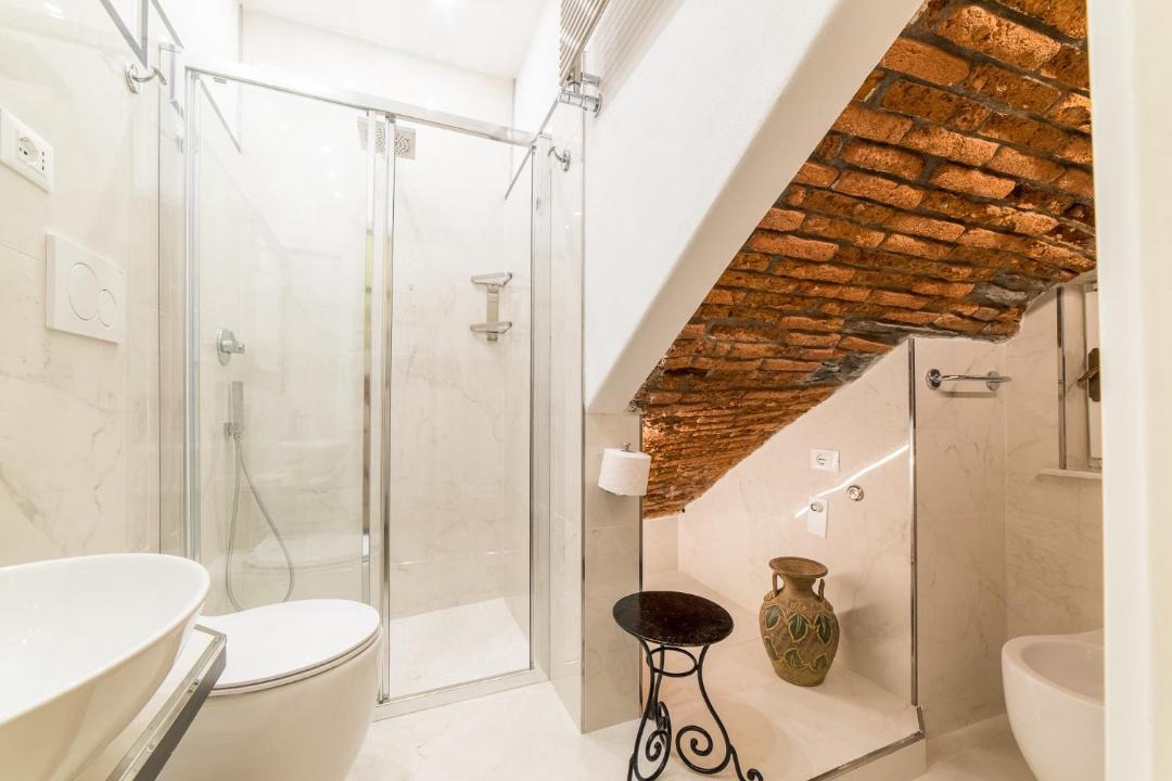 Photo of Bathroom in Vernazza