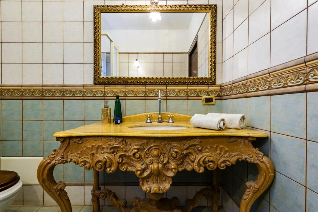 Photo of Bathroom in Picanello-Ognina-Barriera-Canalicchio