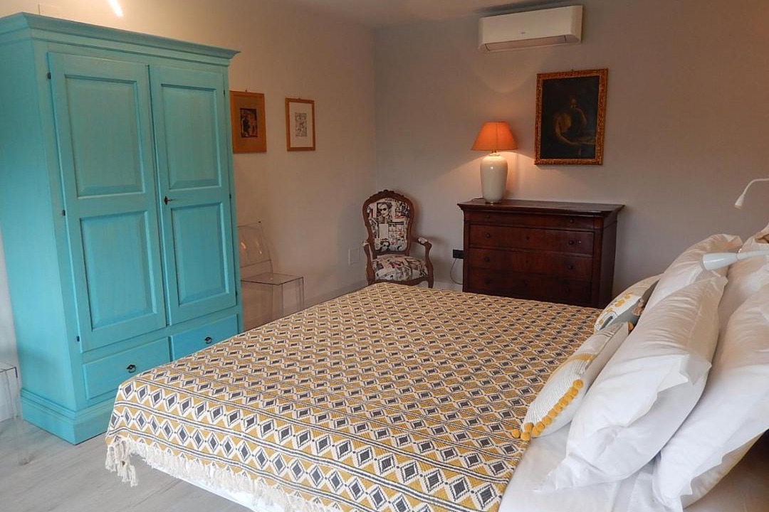Photo of Bedroom in Costigliole d'Asti